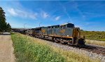 CSX 3300 leads E700.